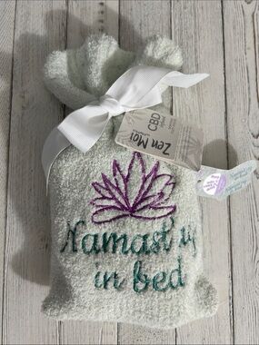 Namaste in bed Zen Moi by MeMoi Infused Non Skid Cozy Socks. One Size